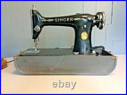 1929 Singer Model 101 Sewing Machine With Portable Case, Works! Free Shipping