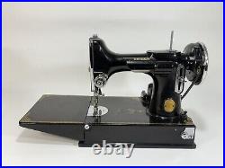 1934 Singer 221 Featherweight Portable Electric Sewing Machine NEED BELT