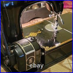 1947 Singer Portable Electric Sewing Machine 221-1 Simanco 45713 AH211223