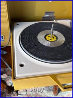 General Electric Wildcat Diamond Stylus Portable Player Turntable WORKING