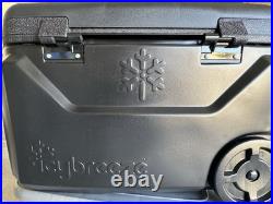ICYBREEZE Portable Air Conditioner & Coole Platinum Pro Black On Black