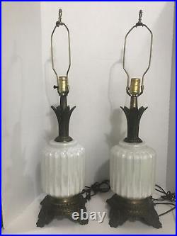 M. C CO Vintage Stunning Glass Table Lamp 3-way switch GIM 644/Pineapple Design