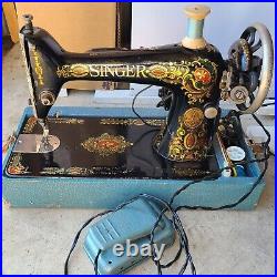 Singer Sewing Machine with Case, Working Antique/ Vintage Portable Electric