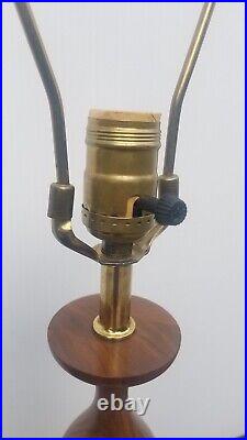 Tony Paul for Westwood Industries Lamp 28.5 Vintage Walnut MCM Brass Table Lamp