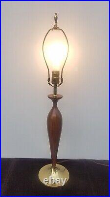 Tony Paul for Westwood Industries Lamp 28.5 Vintage Walnut MCM Brass Table Lamp