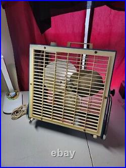 Vintage 12 In Lakewood 2 Speed Portable Blue Box Fan MCM Works Good S122 S-122