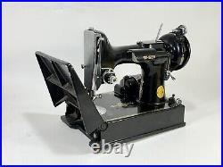 Vintage 1950 Singer 221 Featherweight Portable Electric Sewing Machine AS-IS