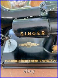 Vintage 1957 Singer Featherweight 221 Portable Electric Sewing Machine in Case