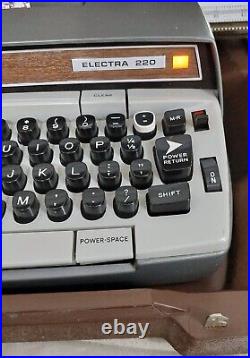 Vintage SMITH CORONA Electra 220 Typewriter WORKING + Case + Extras VGC