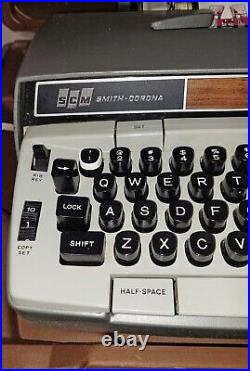 Vintage SMITH CORONA Electra 220 Typewriter WORKING + Case + Extras VGC