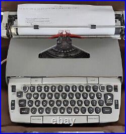 Vintage SMITH CORONA Electra 220 Typewriter WORKING + Case + Extras VGC