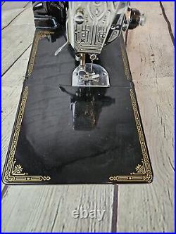 Vintage Singer 221-1 Featherweight Sewing Machine Portable Electric With Case