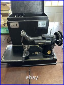 Vintage Singer 221-1 Portable Electric Oct. 1948 Sewing Machine Works