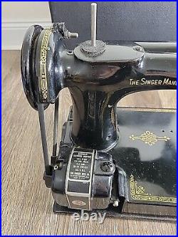 Vintage Singer Featherweight Portable Electric Sewing Machine 221-1 Case Pedal