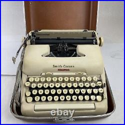 Vintage Smith Corona 5te Electric Portable White Typewriter Cursive Script 1959