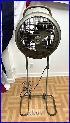 Vintage WESTINGHOUSE Floor Fan standing industrial metal portable blade cage 50s