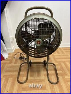 Vintage WESTINGHOUSE Floor Fan standing industrial metal portable blade cage 50s