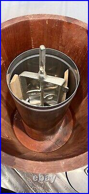 White Mountain Vintage 4 Qt Quart Electric Ice Cream Freezer Maker Model F69204